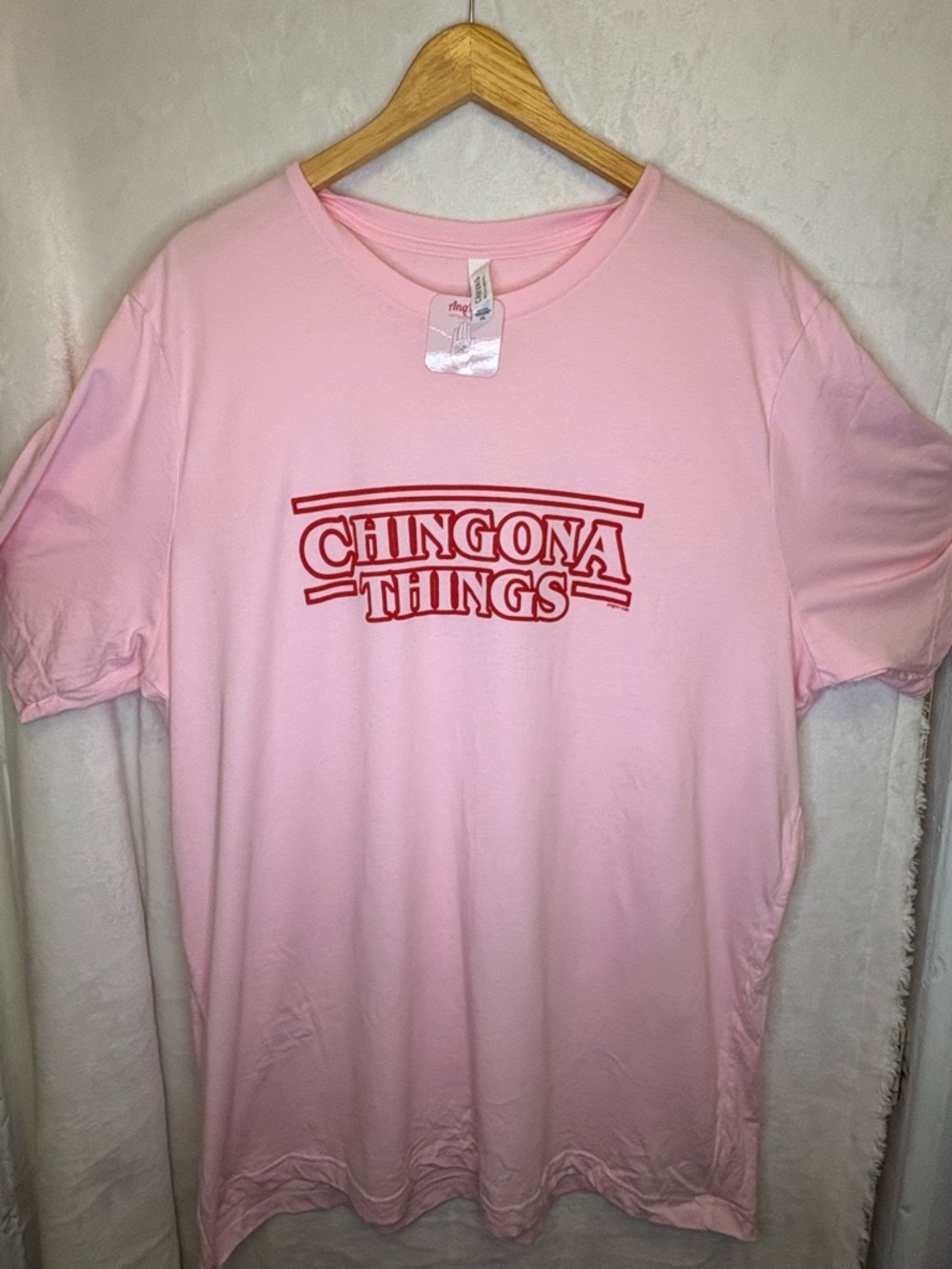 Chingona Things Pink Graphic Tee - Unbranded